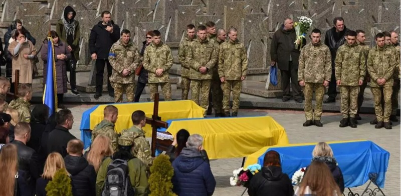 L’Ukraine est abandonnée par un Occident arrogant et en pleine crise finale de chaos